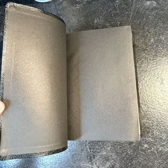 Vintage Black Leatherette Holman KJV Holy‎ Bible Red Letter Edition W Maps - Picture 3 of 9